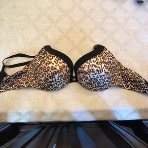 Brand New Victoria’s Secret Leopard Print Bra
